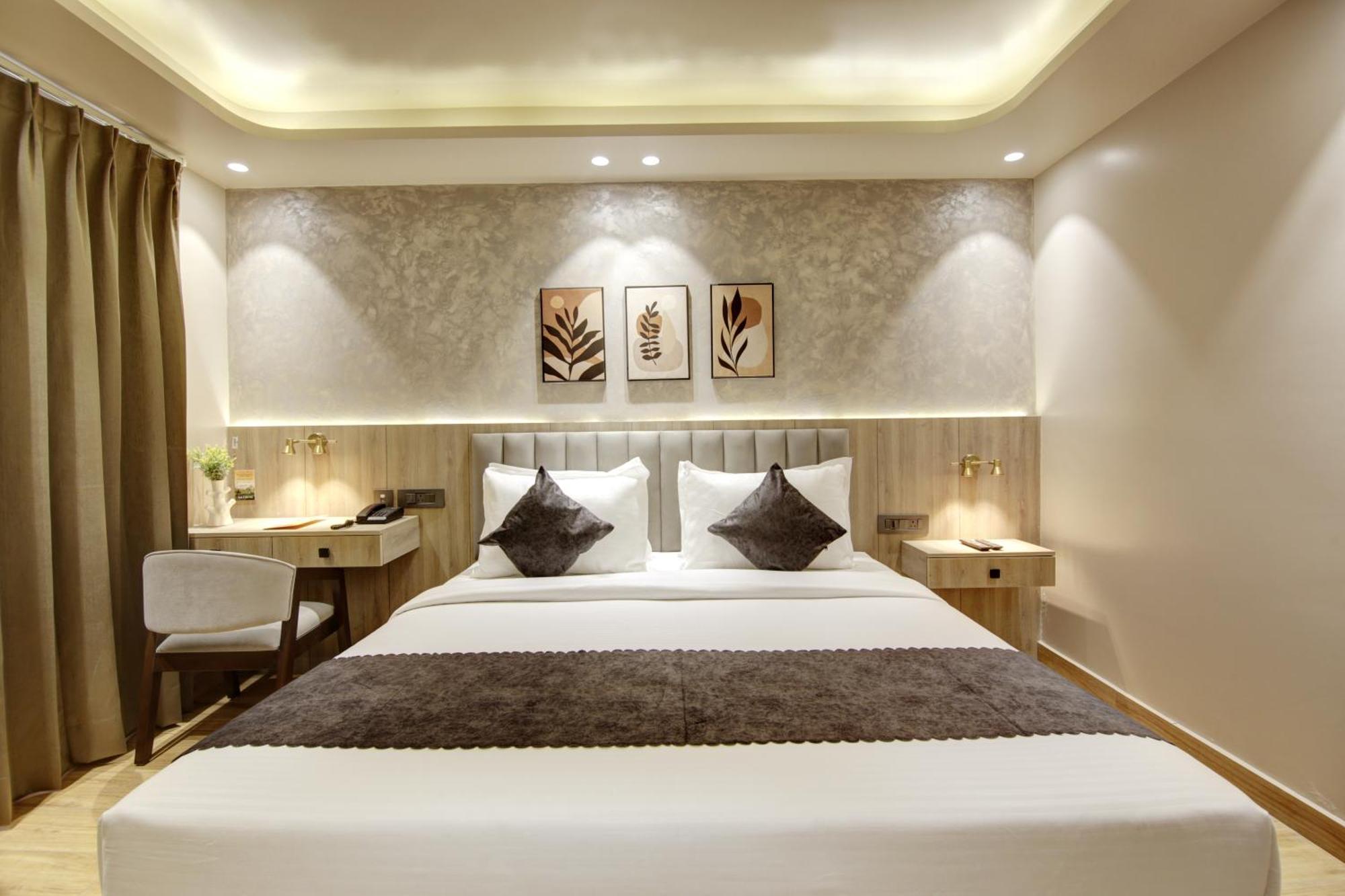 Saltstayz Premier - Near Golf Course Road & Sector 57 Гургаон Екстериор снимка